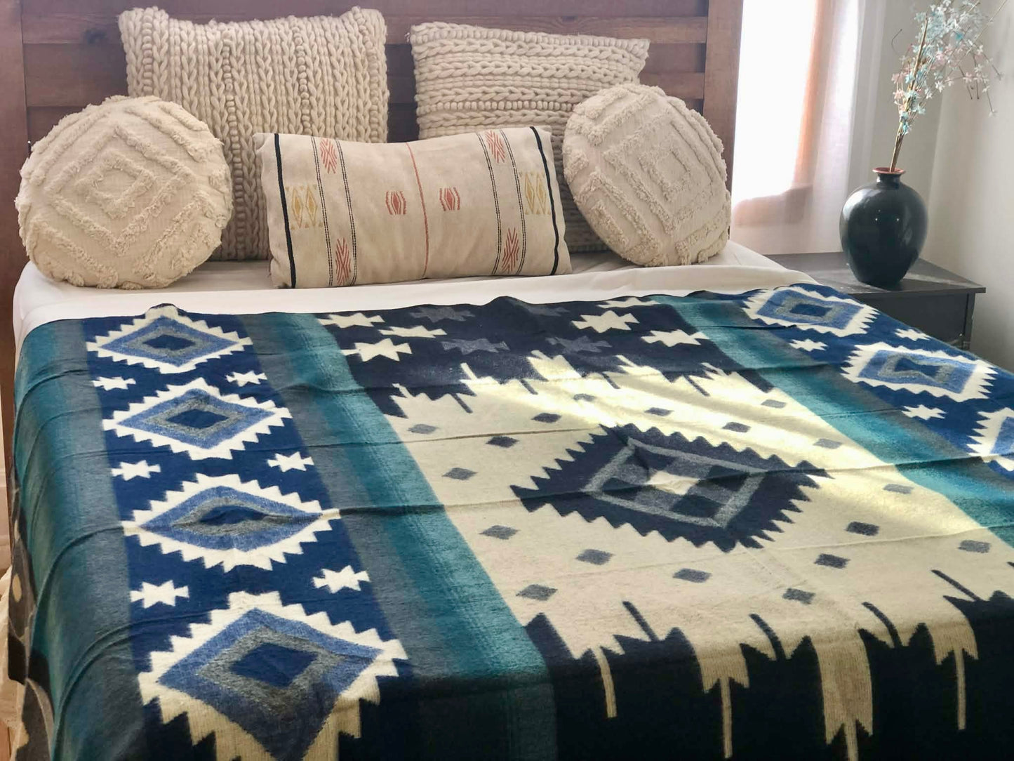 Alpaca Wool Blanket Ocean view color