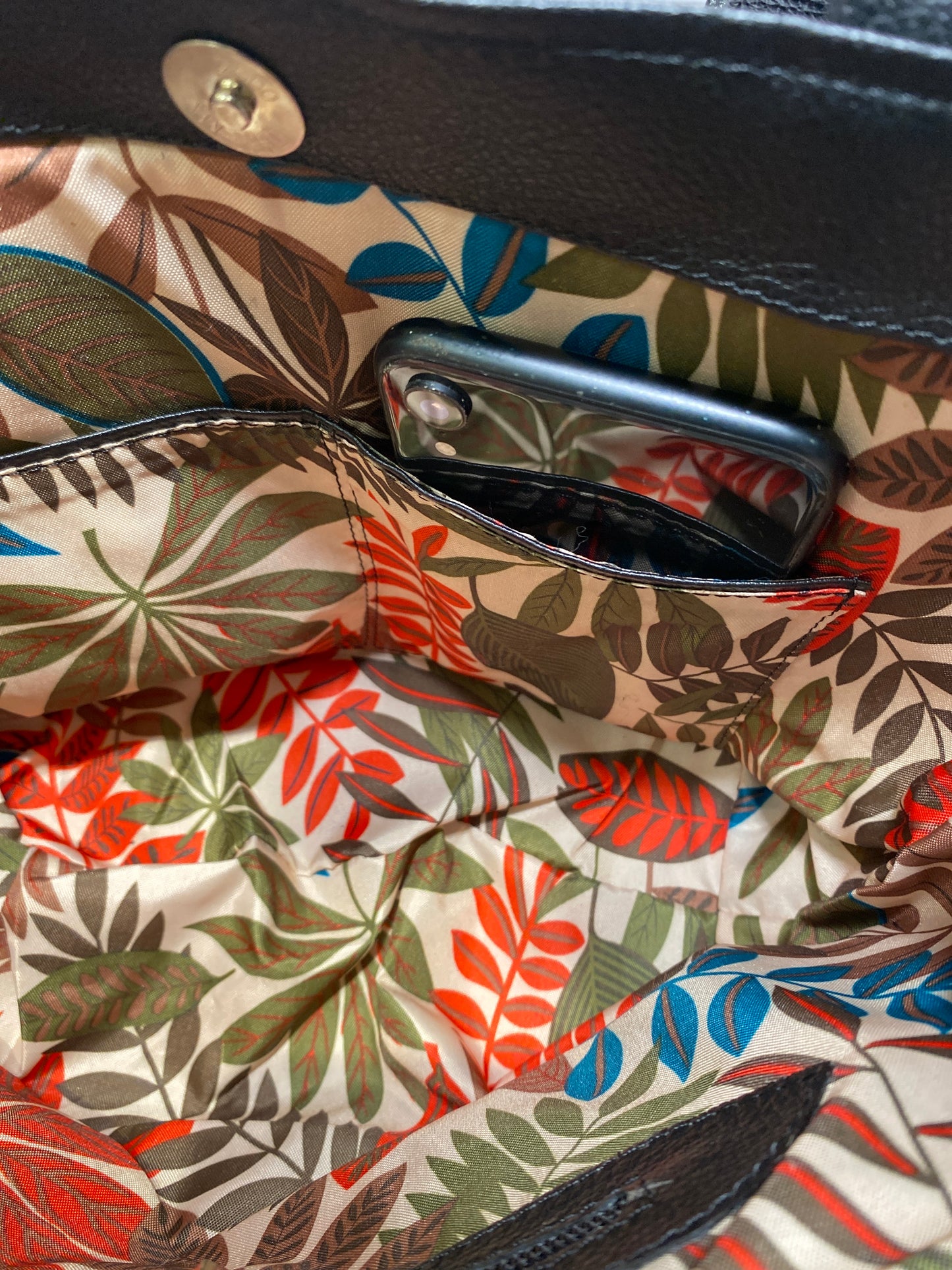 100% Leather Purse Black